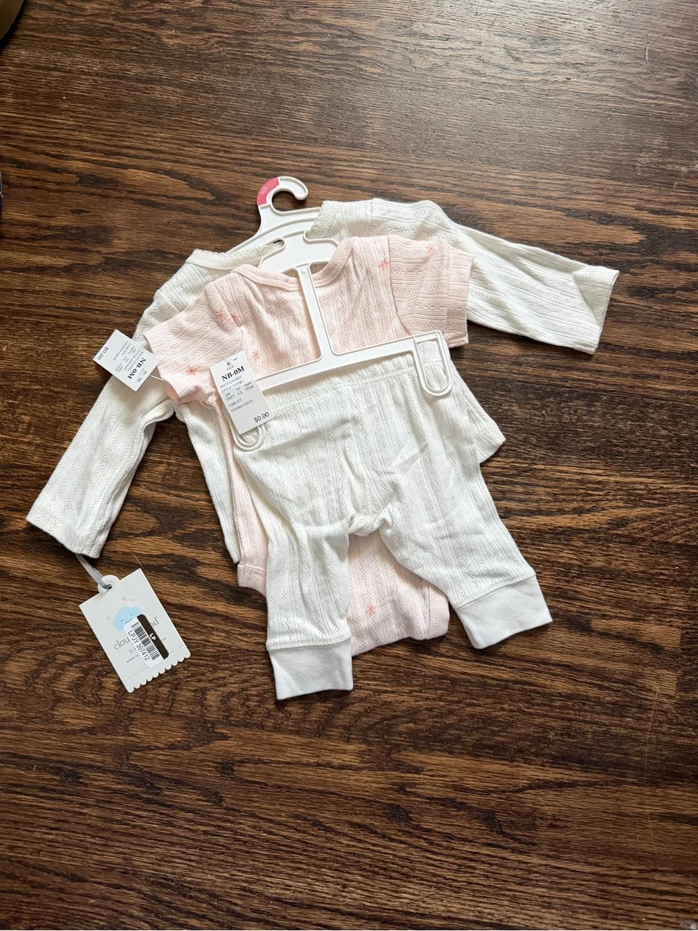 Cloud Island Baby Girls’ 3 piece floral pointelle knit outfit Newborn